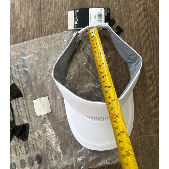 New Under Armour Women's Launch Run Visor White color tennis hat one size - Picture 2 of 9